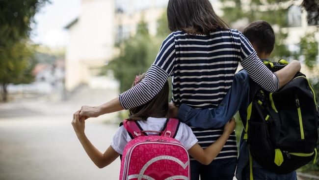 5 Cara Anak Cepat Beradaptasi di Sekolah, Orang Tua Bisa Bantu