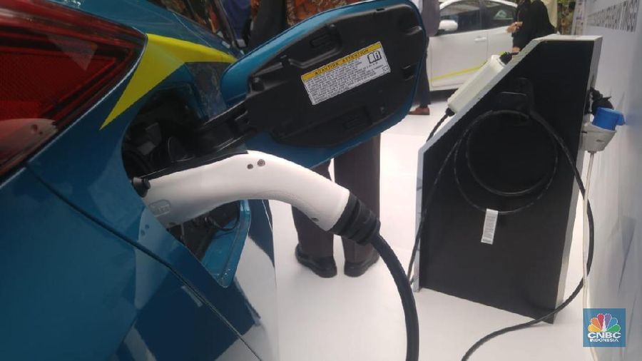 Heboh Ngecas Mobil Listrik Tiba-Tiba Dapat Tagihan Rp 2 Juta