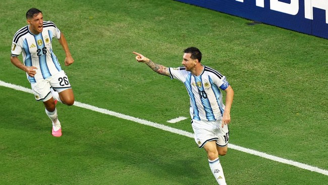 Cuma Messi yang Bisa Jadi Maradona di Inggris vs Argentina