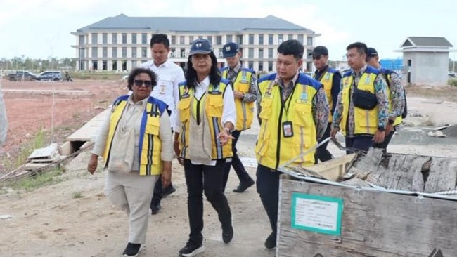 Wamendagri Ribka Haluk Tinjau Infrastruktur Strategis Papua Selatan