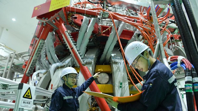‘Matahari Buatan’ China Siap Aliri Listrik Tahun 2030