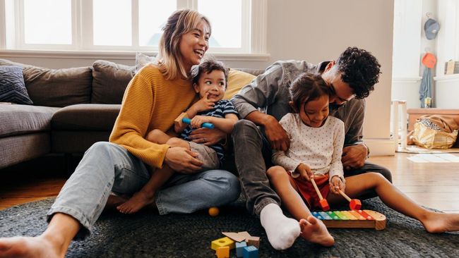 7 Gaya Parenting Orang Tua dengan Kecerdasan Emosional