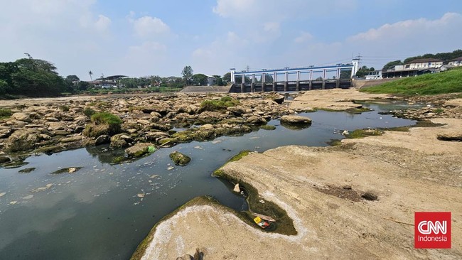 Sungai Cisadane Surut: Warga Teriak Kesulitan Air
