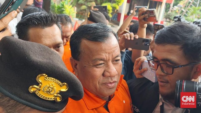 Bupati Kuansing Bantah Kasih Amplop Menhut Raja Juli