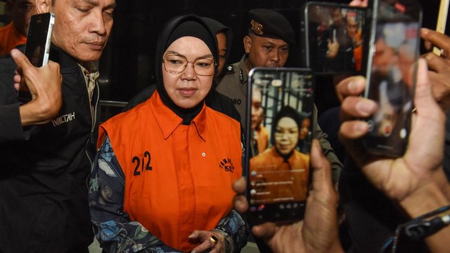 KPK Geledah ‘Safe House’ Bupati Sukoharjo di Laweyan Solo