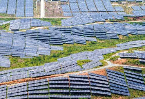 Pemerintah Siapkan Aturan Baru, Dorong Terciptanya 100 Giga Watt PLTS
