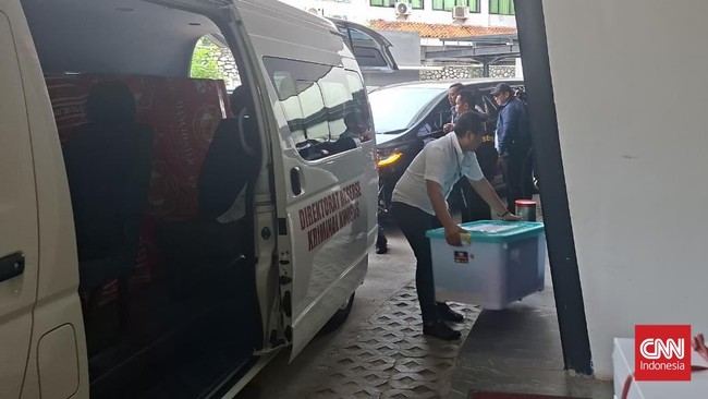 Polri Cicil Serahkan Barang Bukti Kasus Febrie ke Kejagung