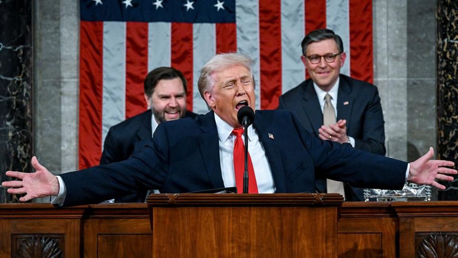 Sibuk Perang di Iran, Trump Kena “Hajar” di Negeri Sendiri