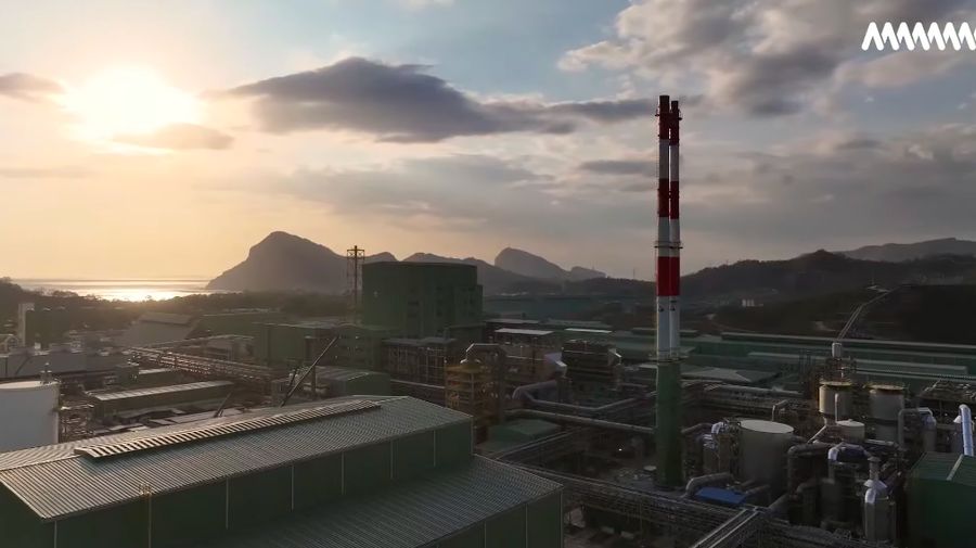 Amman Mineral Targetkan Produksi 16 Ton Emas di 2026