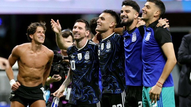 Hajar Inggris, Argentina Kini Nomor 1 Dunia