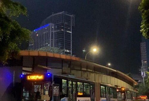 TJ Koridor ‘Jalur Langit’ Terganggu Pembongkaran JPO, Macet Mengular
