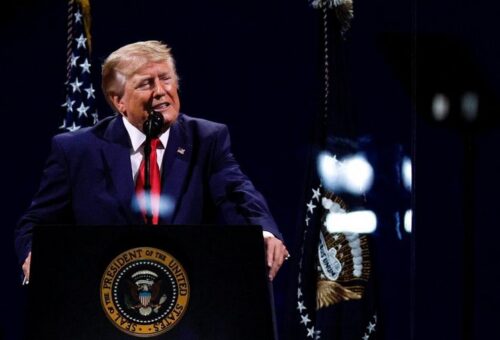 Trump Mau Pungut Biaya 20% di Selat Hormuz, Bagaimana Mekanismenya?